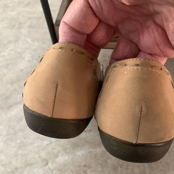 Hush Puppies Leather Flats - Picture 5 of 7